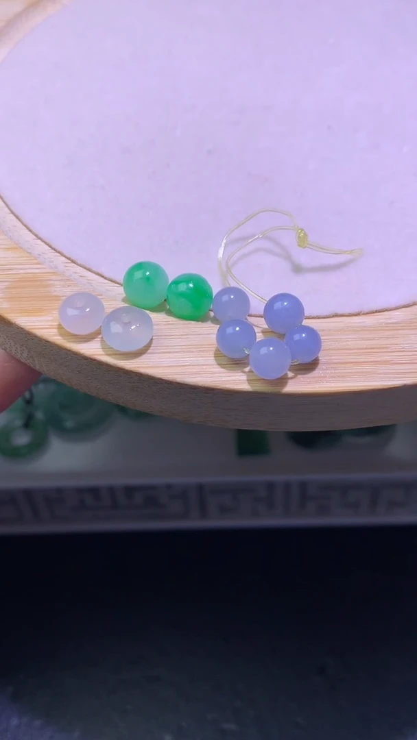 未镶嵌定制翡翠毛货