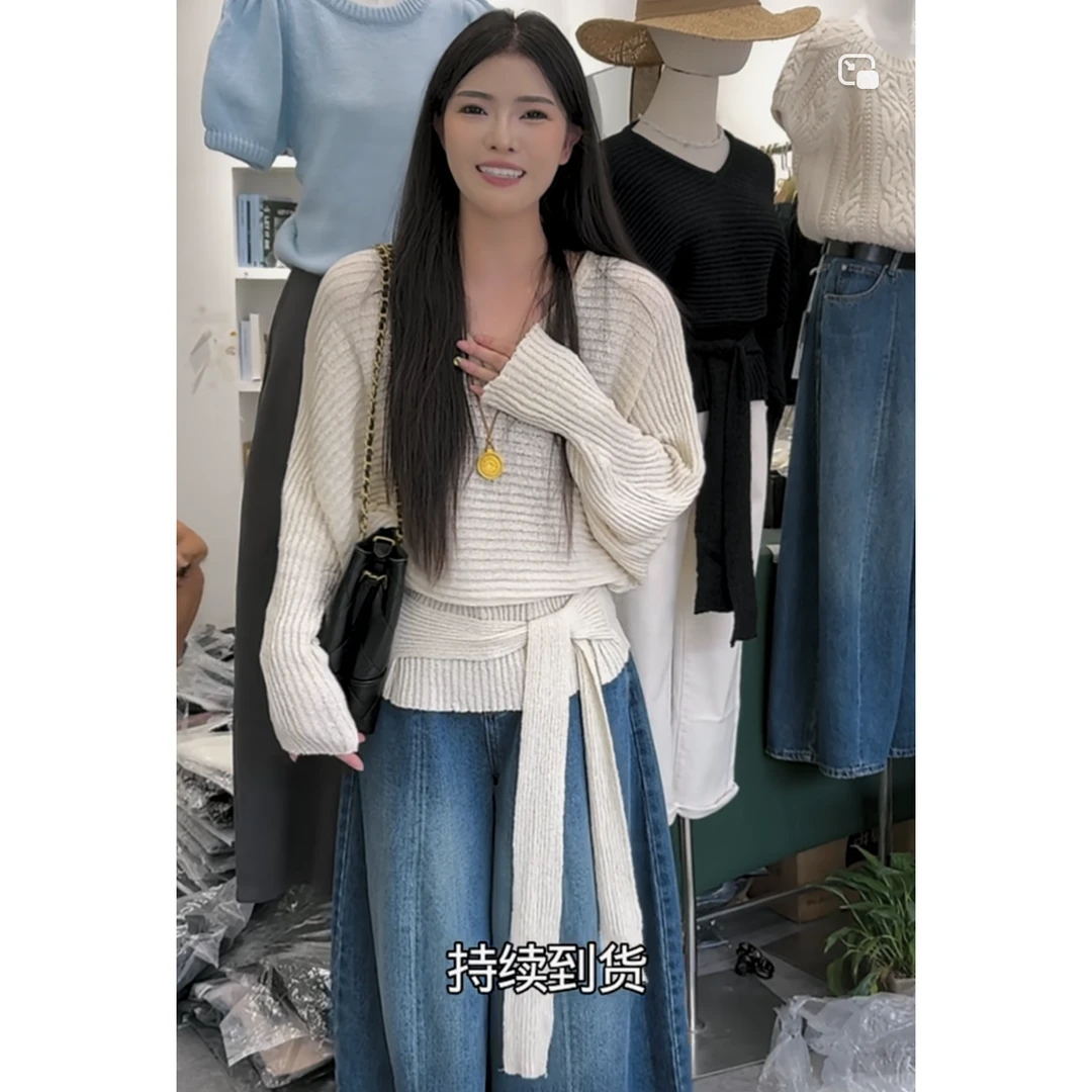 法式慵懒风V领收腰绑带针织毛衣女2025秋季新款高级宽松显瘦上衣
