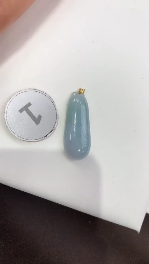 颈饰18K金镶嵌翡翠天然缅甸a货翡翠