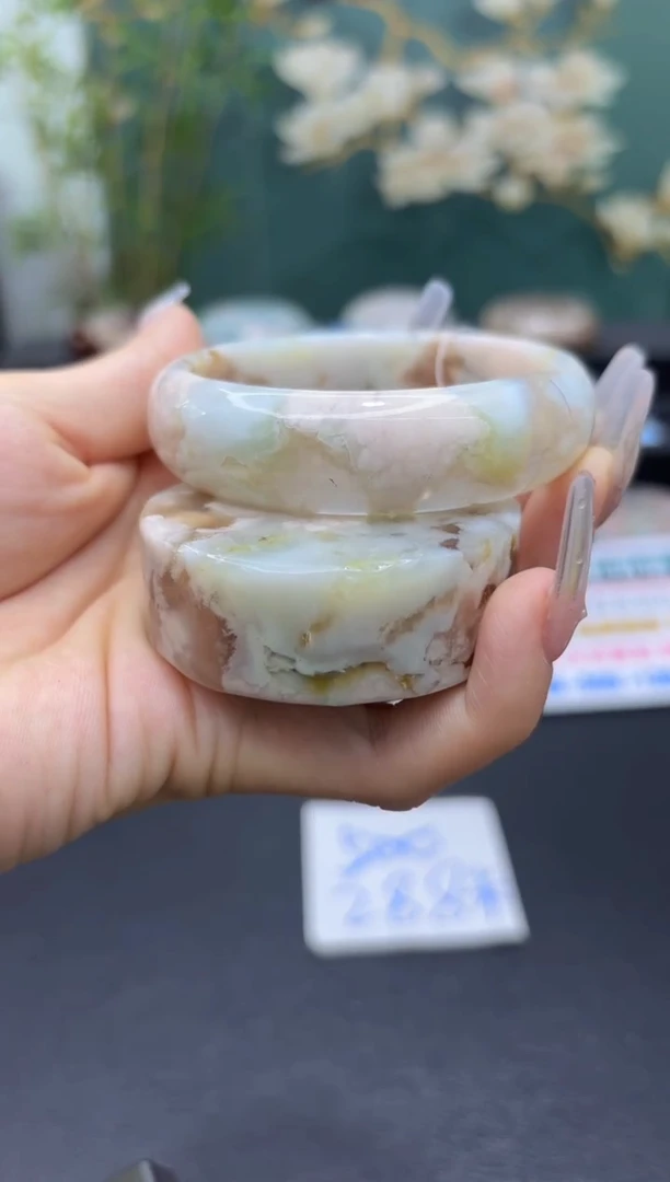 未镶嵌手镯石英质玉C38(57圈赠送镯心)