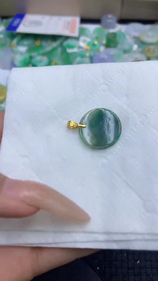 颈饰未镶嵌翡翠天然缅甸A货翡翠