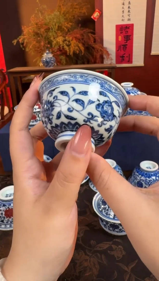 杯子三方器合四季花卉小压手杯