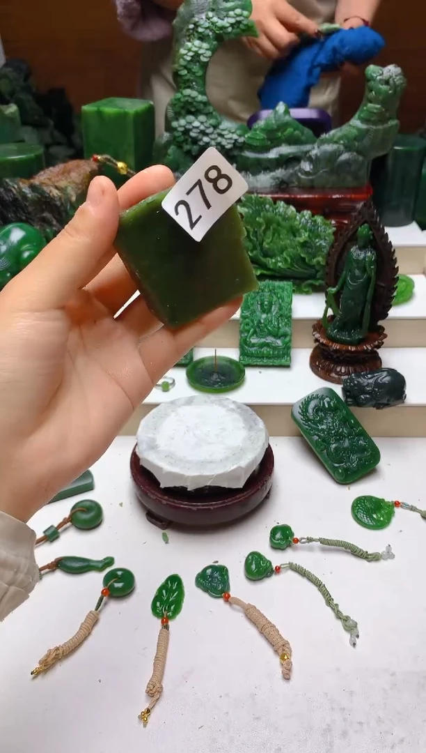 未镶嵌和田玉珠宝半成品1