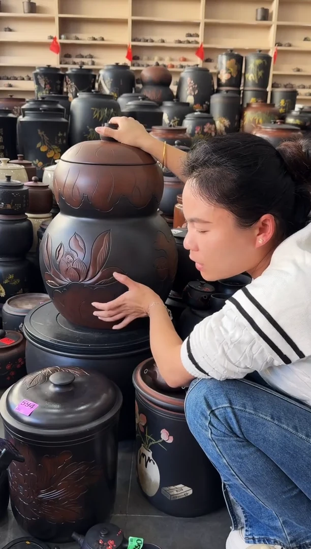 罐瑕疵茶叶罐 浮雕荷花葫芦 三号缸  471