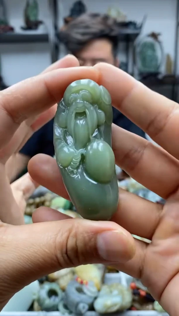 和田玉未镶嵌把件1