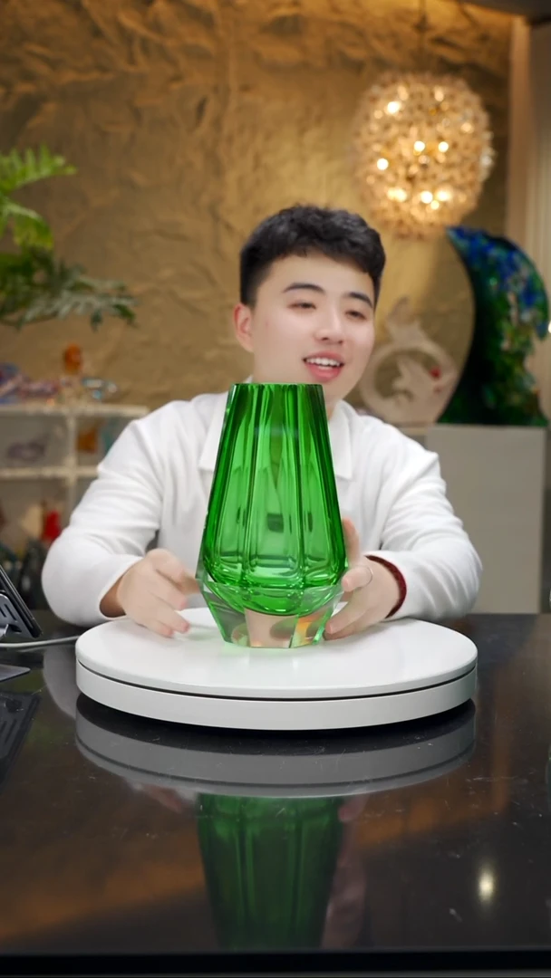 手工艺品琉璃绿色八棱瓶花器