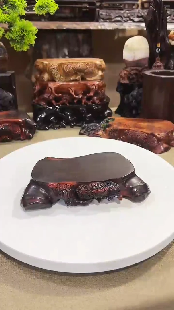 木老挝大红酸枝随形底座（黑飘红）