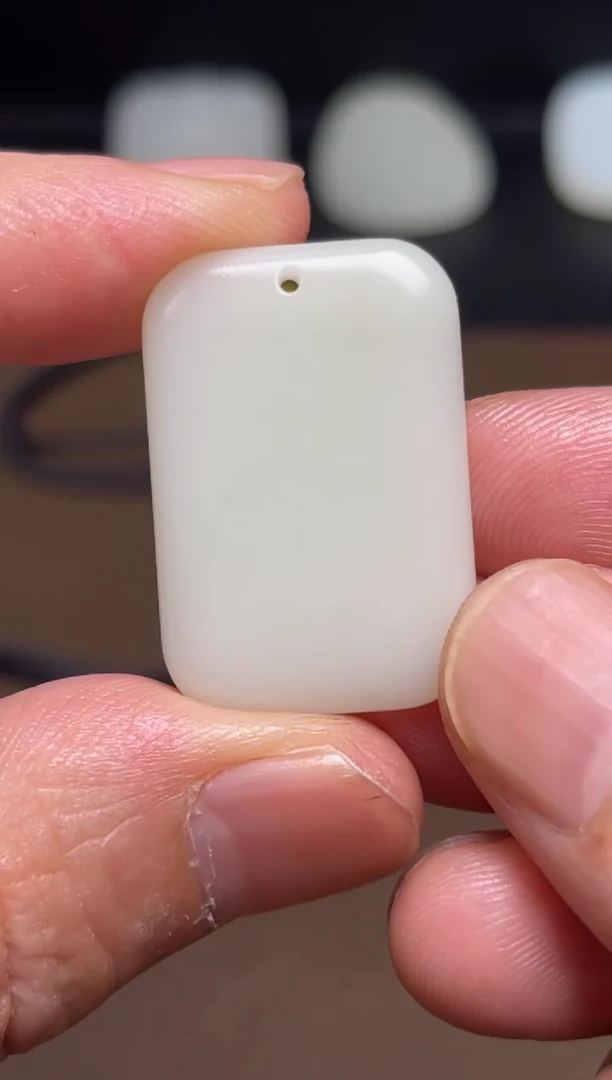 和田玉未镶嵌颈饰6 通