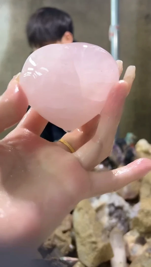 未镶嵌大型摆件（非配饰）水晶粉水晶爱心 755