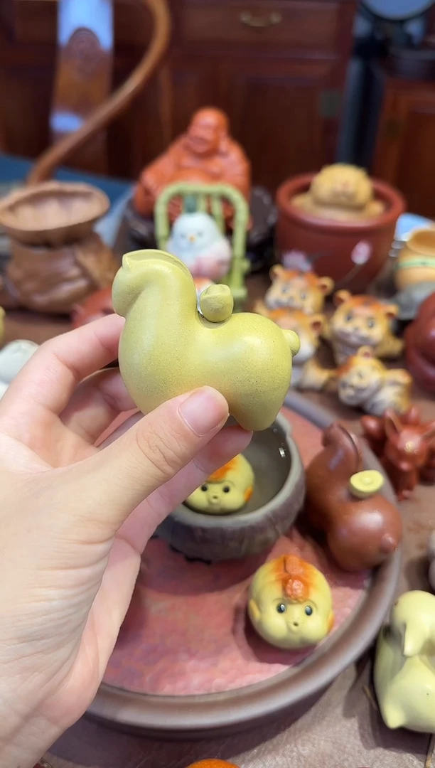 紫砂茶宠段泥年马上有钱
