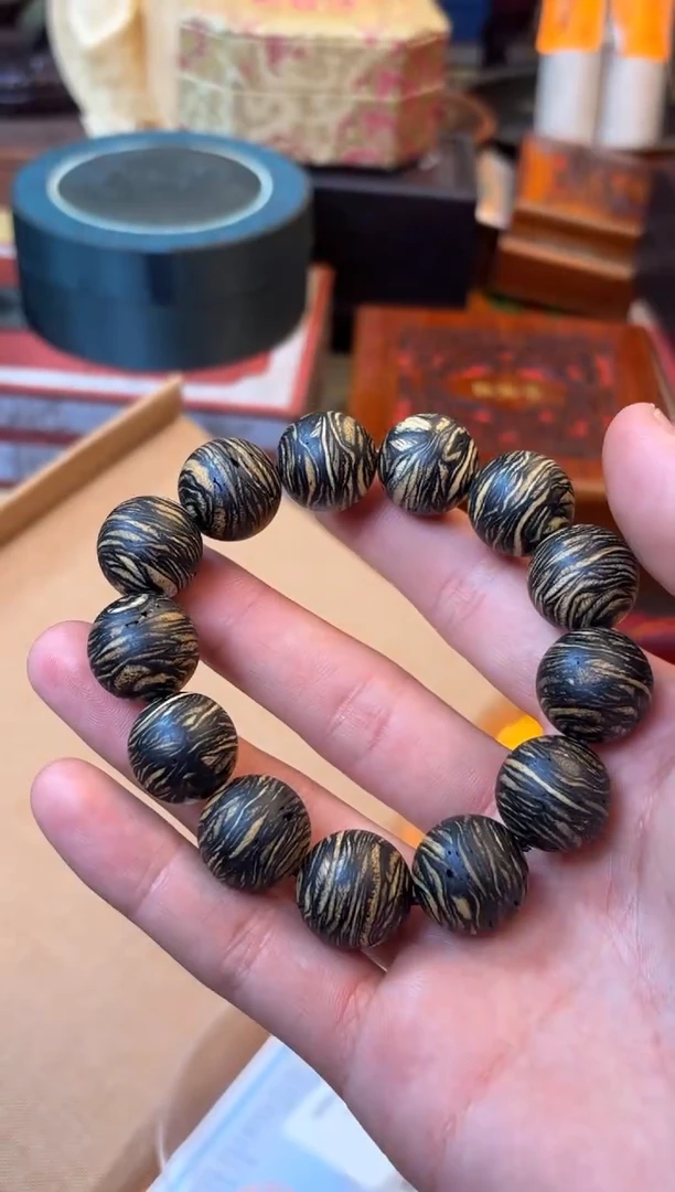 沉香碎屑沉香——————————————1111