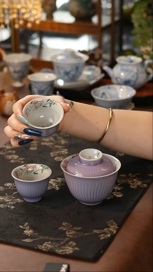 盖碗+茶杯*2  哈哈哈哈哈
