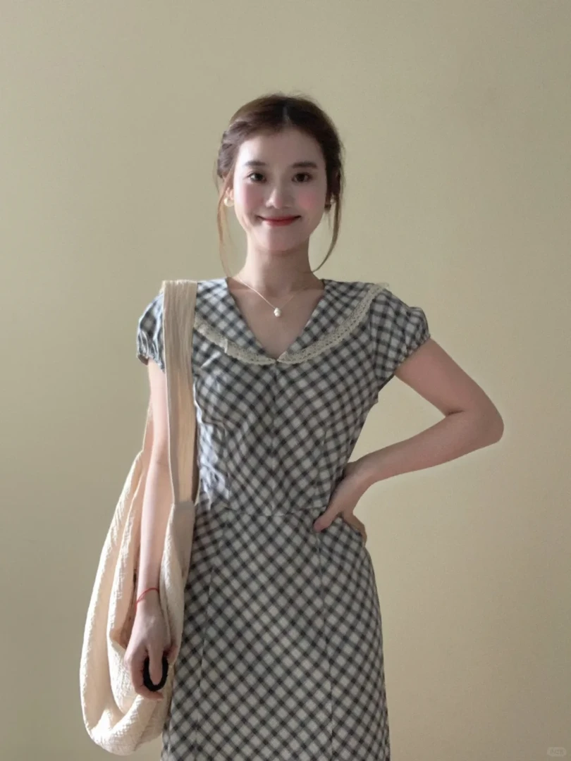 法式复古海军领格纹泡泡袖连衣裙女装夏季高级感独特漂亮收腰裙子