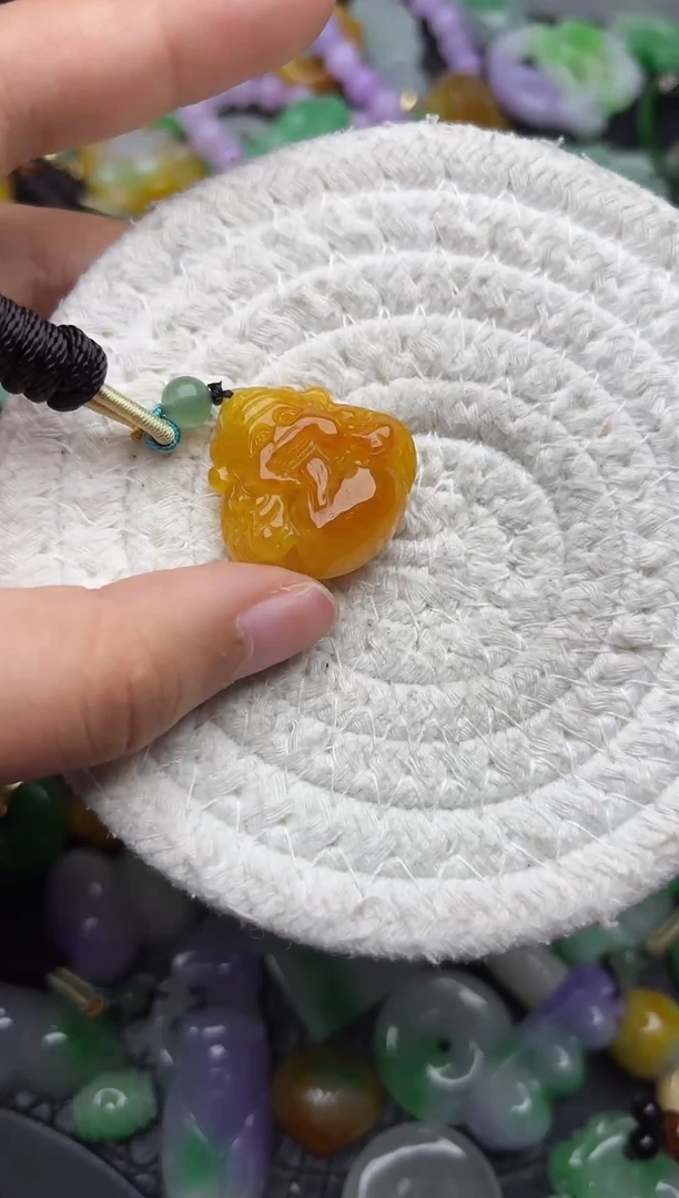 颈饰未镶嵌翡翠缅甸翡翠吊坠