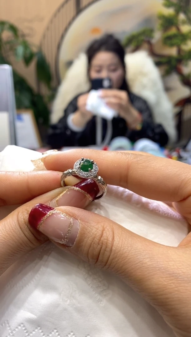 【闪购商品】翡翠戒指合金999131190