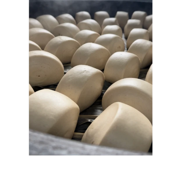 河南特色农家柴火地锅石磨面酵子馍真空包装早餐即食原味馒头