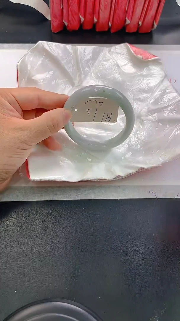 未镶嵌手镯翡翠113