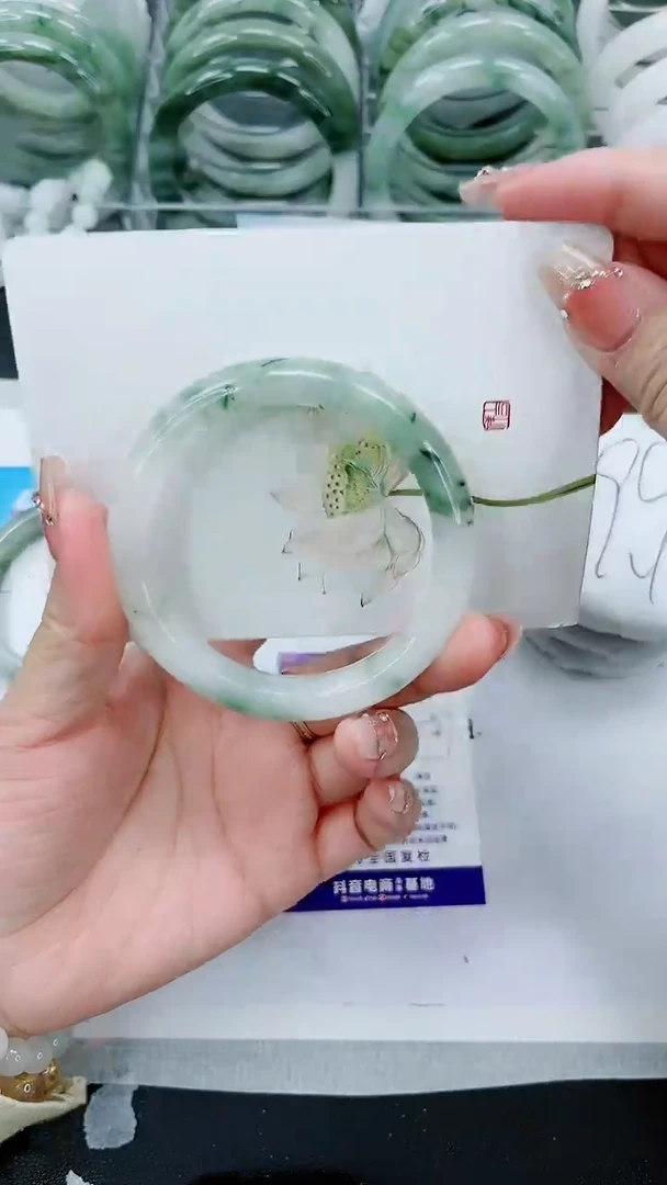 【闪购商品】石英质玉手镯未镶嵌210号/56-57圈