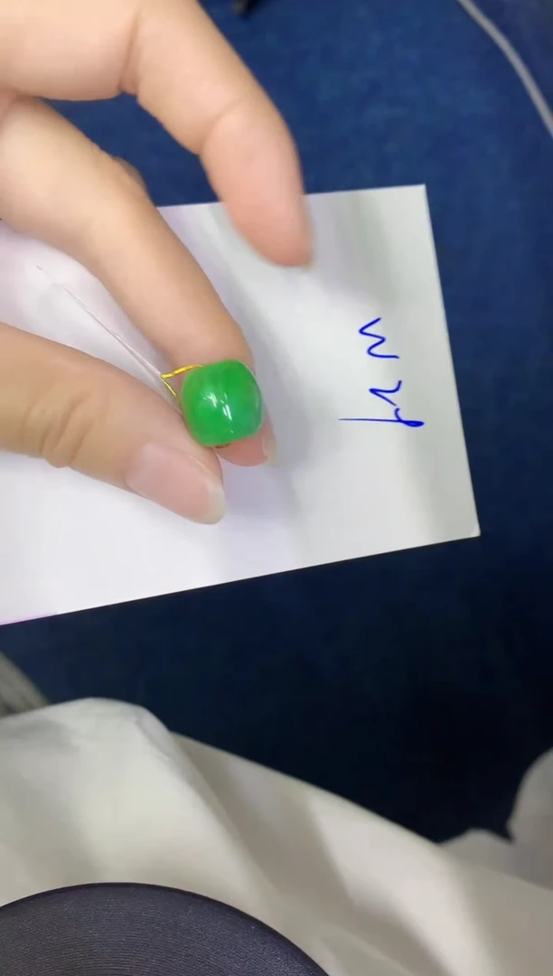 颈饰未镶嵌翡翠缅甸天然翡翠A货