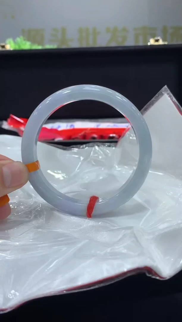 未镶嵌手镯翡翠翡翠手镯