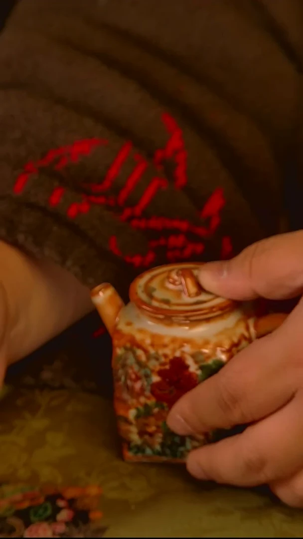 杯豪***g手工手绘杯杯很美丽