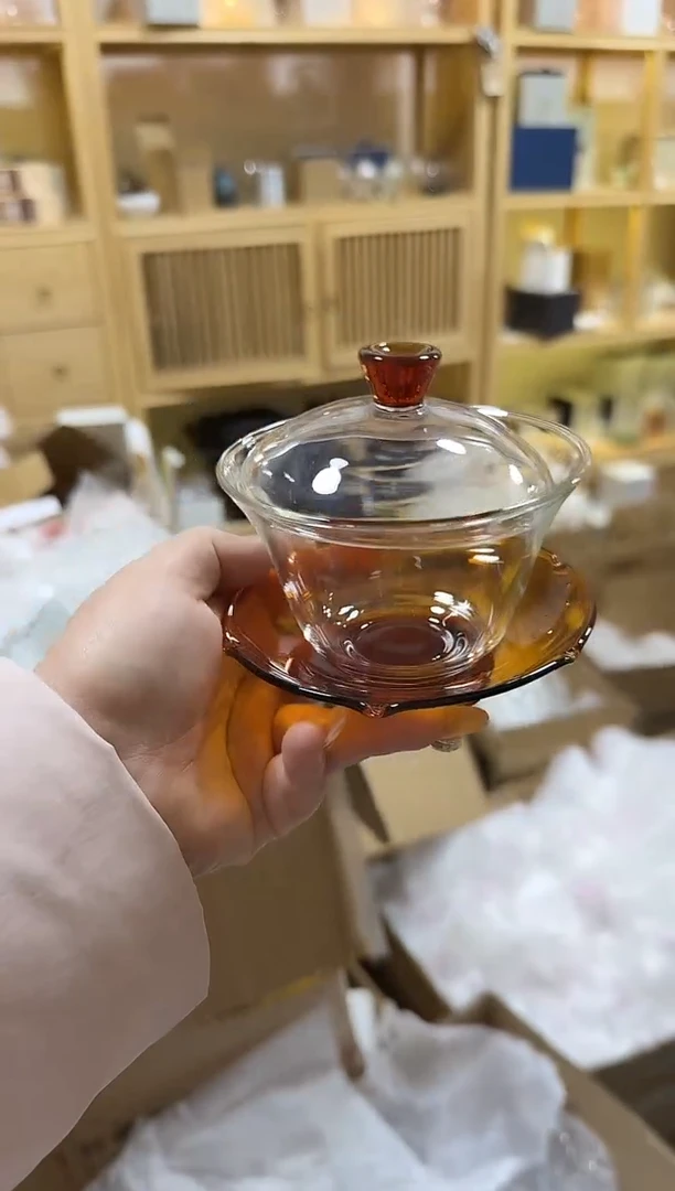 琥珀色盖碗琥珀底盘