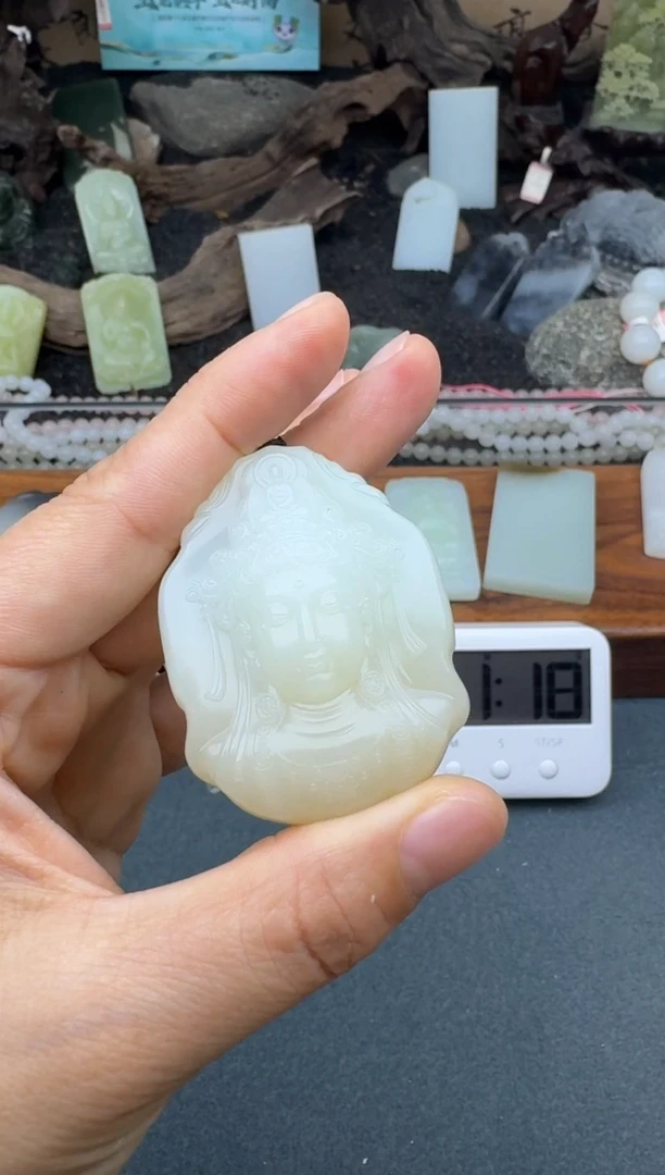 和田玉未镶嵌颈饰2