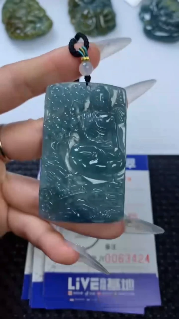 【闪购商品】翡翠颈饰未镶嵌111111111111111