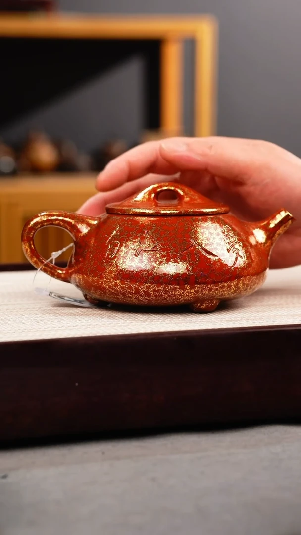 茶杯紫砂南红 景舟石瓢 刻绘