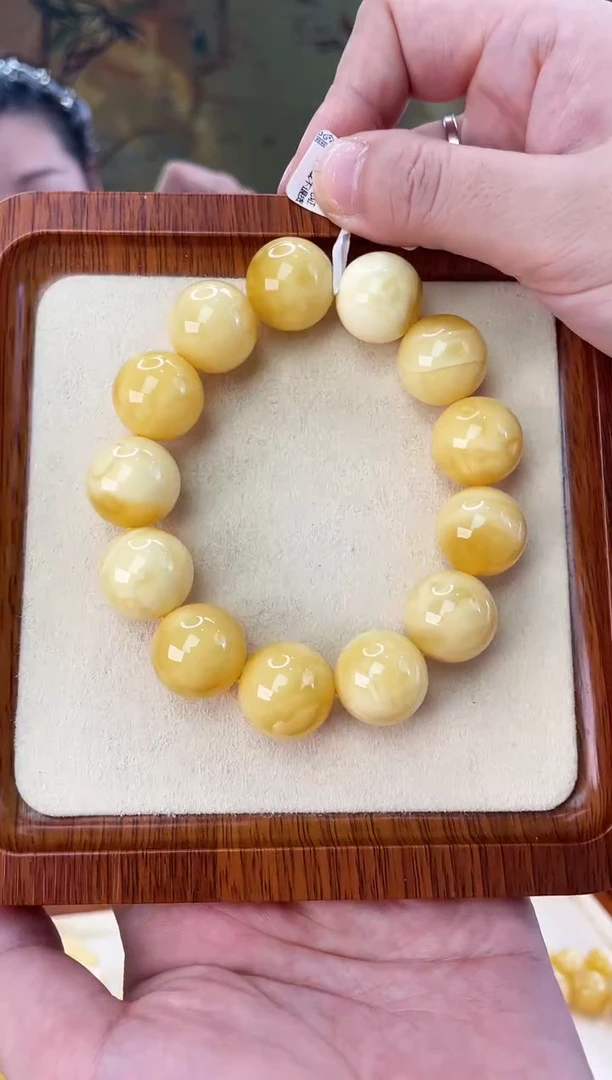 未镶嵌蜜蜡裸石手串