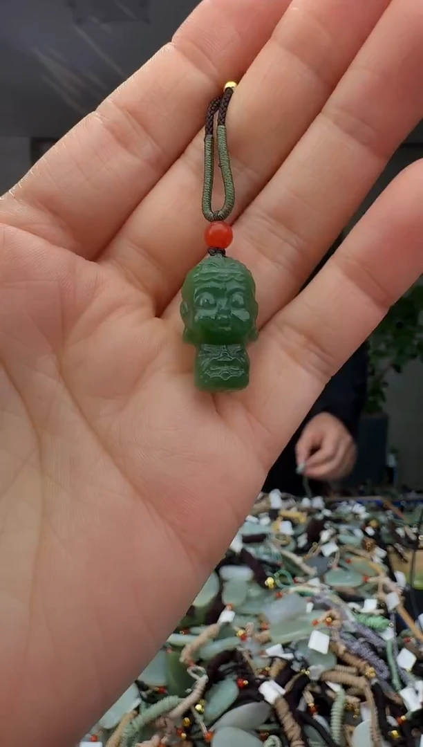 颈饰未镶嵌和田玉拍一发一多样性发货