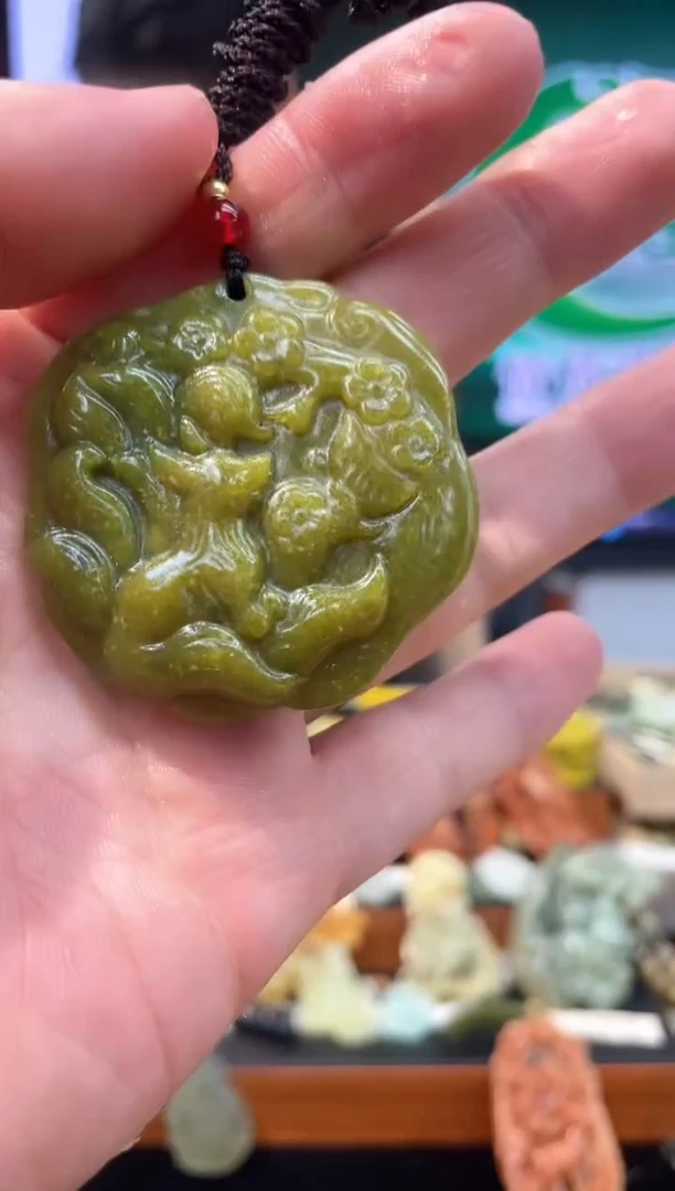 【闪购商品】岫玉吊坠未镶嵌·