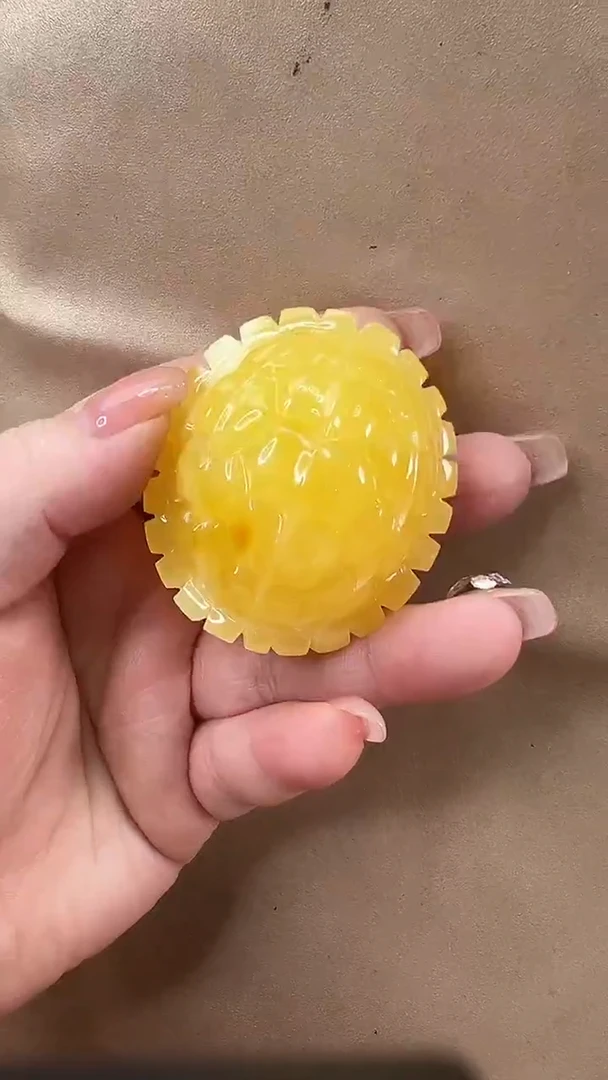 琥珀颈饰未镶嵌吊坠