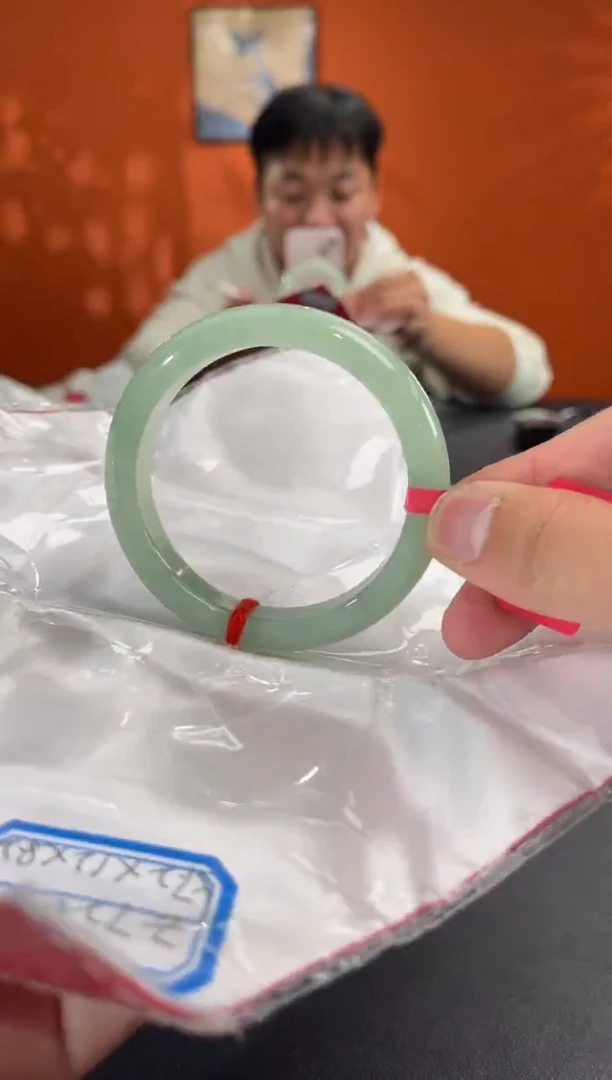 未镶嵌手镯翡翠57