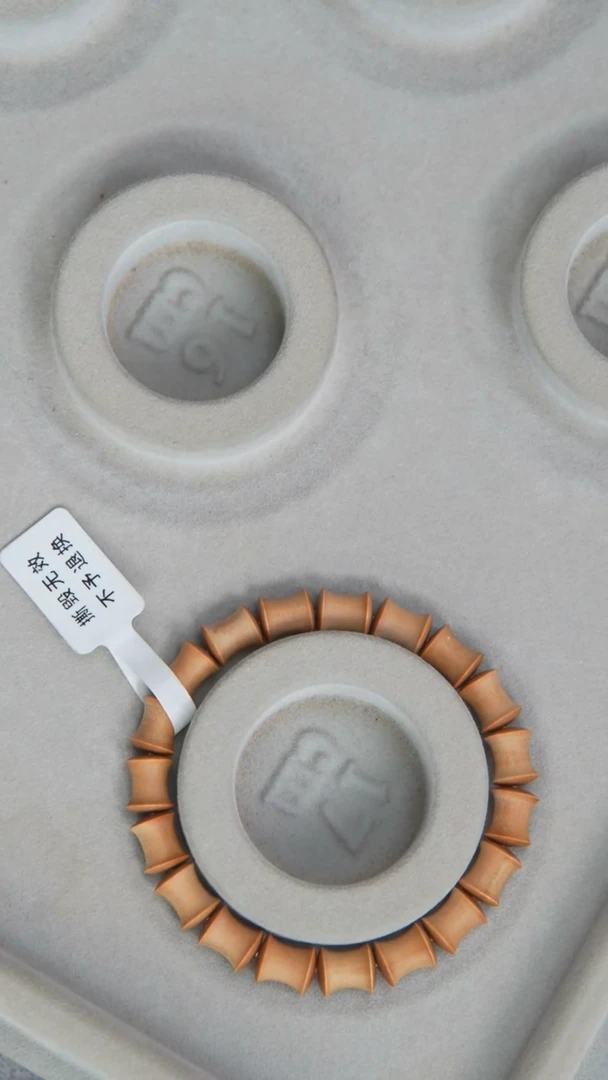 檀香木手串/手链玄鹤料黑顺纹8*10竹节珠 随机发