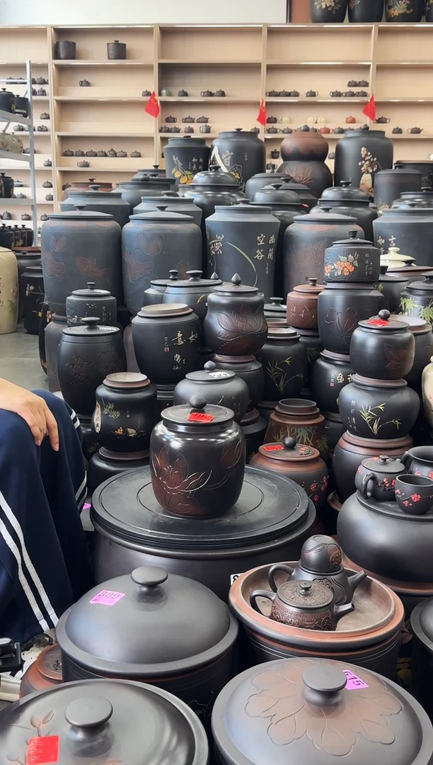 罐大大瑕疵茶叶罐  冬瓜荷花   193