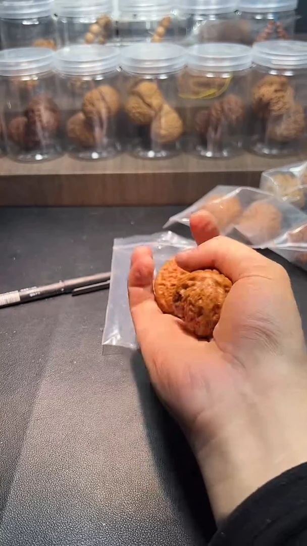 把件文玩核桃辉**.精精精品文玩核桃36