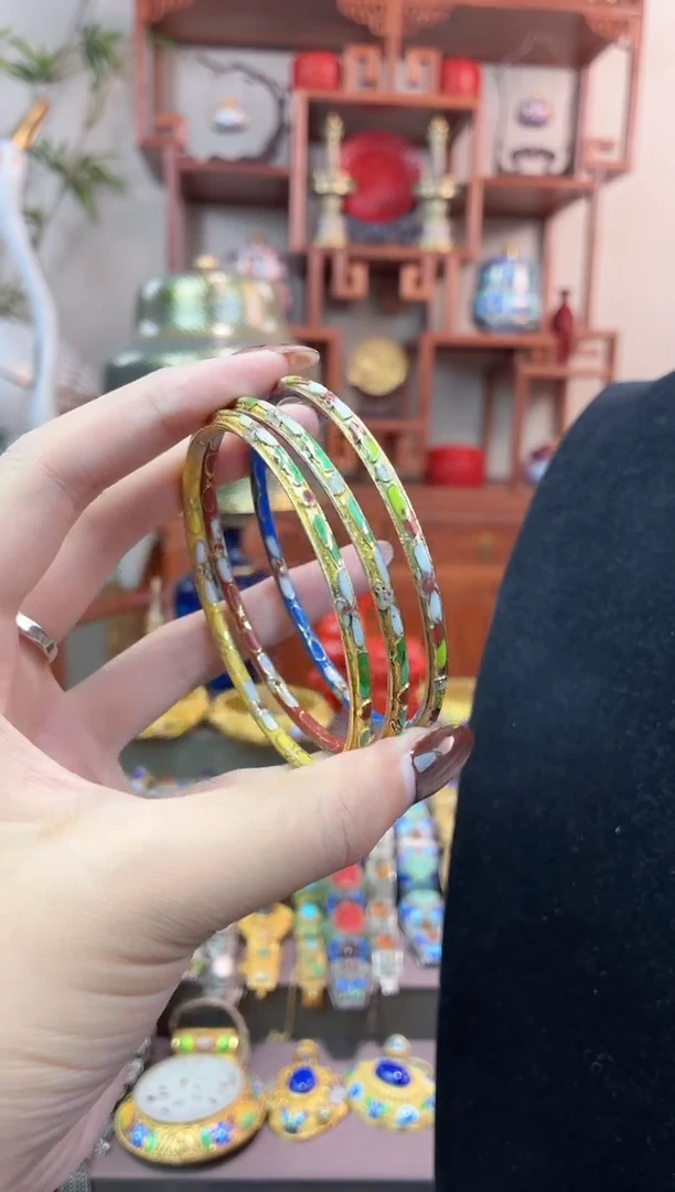 非遗手工景泰蓝金地细镯子三个