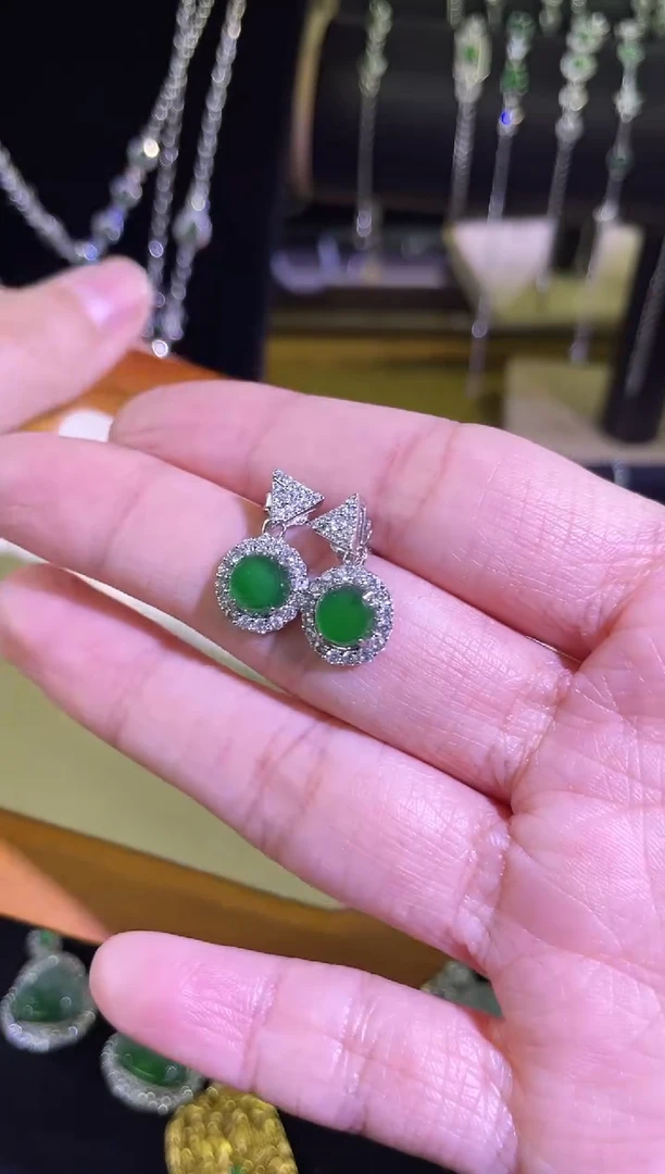 【闪购商品】翡翠耳饰未镶嵌翡翠耳钉