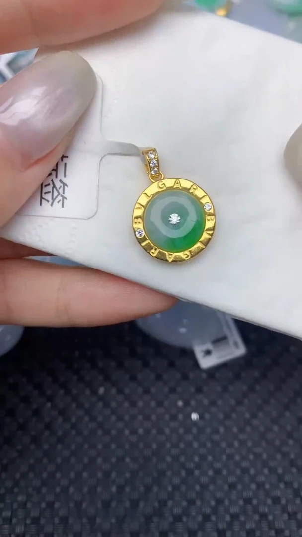 颈饰未镶嵌翡翠天然缅甸翡翠a货百元以上9元证书费自理