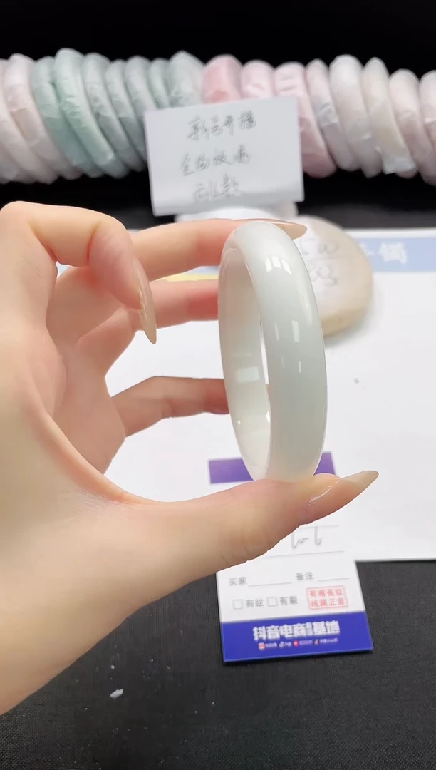 未镶嵌手镯石英质玉49-60