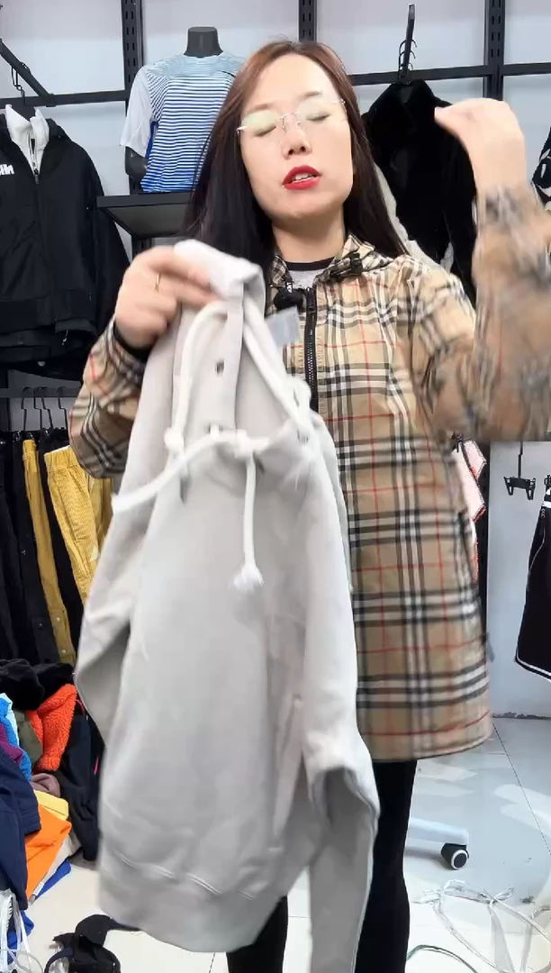 2634  编码  瑕疵直播间过款为准 尺码