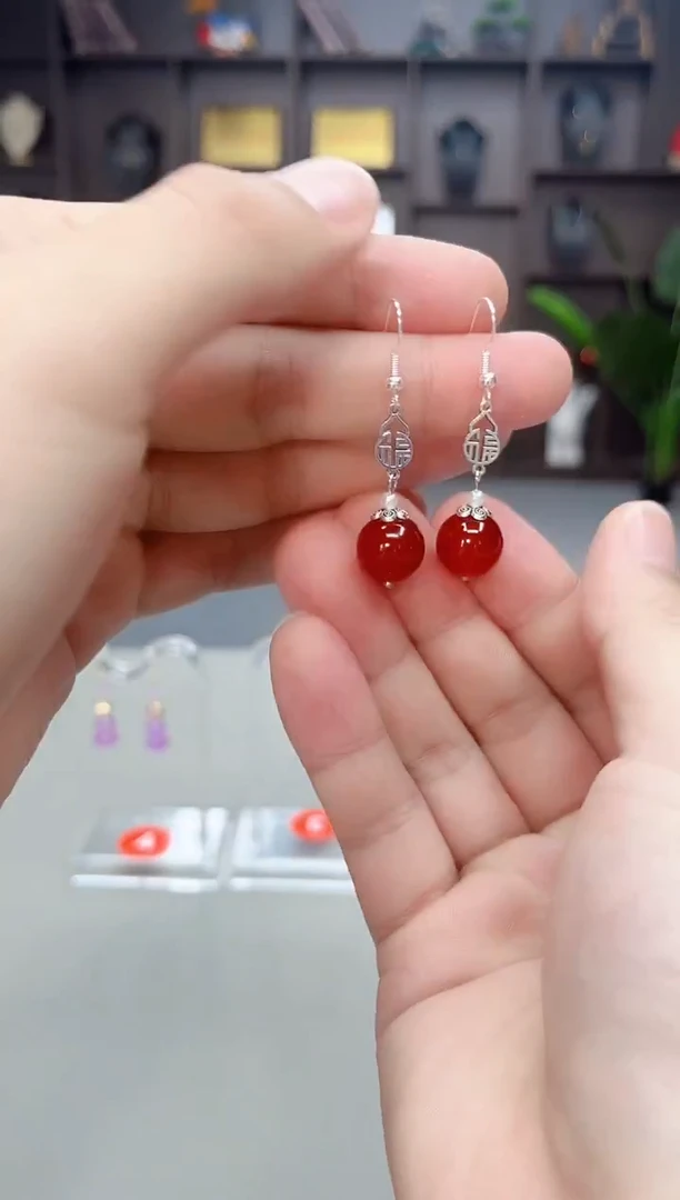 未镶嵌耳饰玛瑙/玉髓2300000