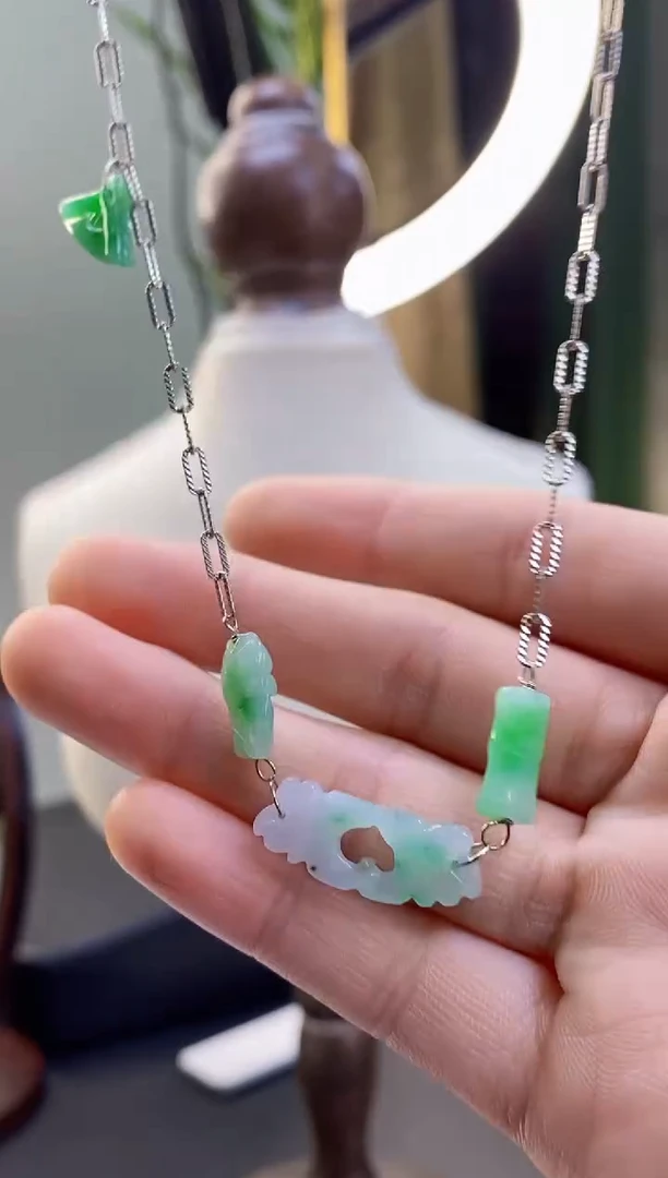 颈饰银S925镶嵌翡翠19451