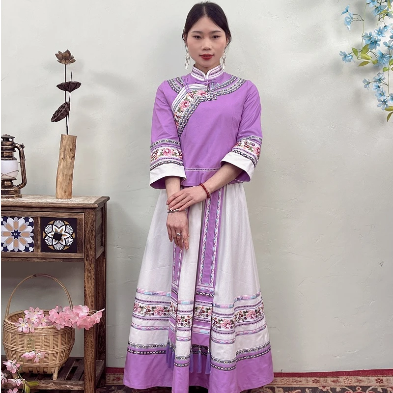 套装少数民族布依族服装三月三壮族苗族新款演出服刺绣民族风女装