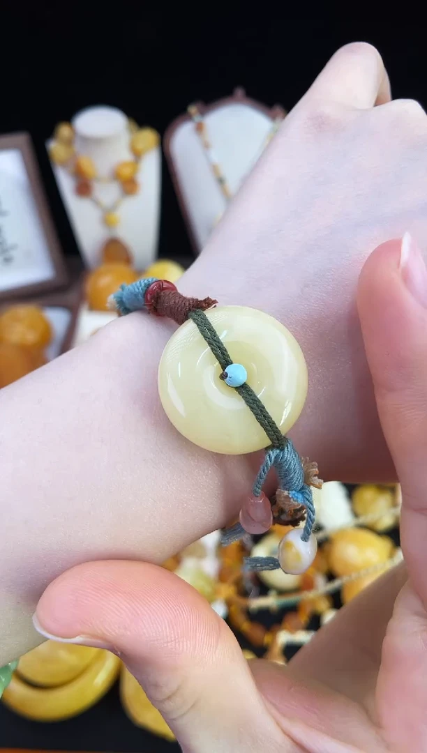 琥珀未镶嵌珠宝奇石柒月