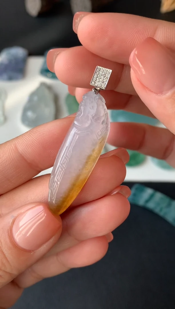 【闪购商品】翡翠颈饰18K金镶嵌0263317174