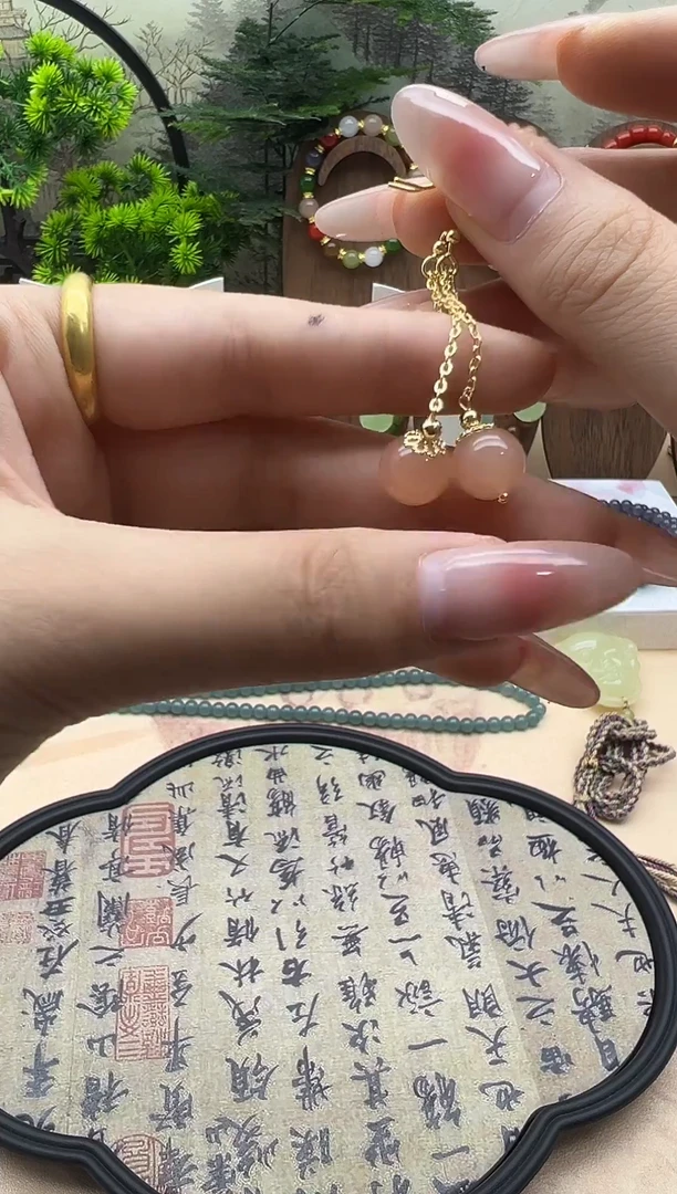 未镶嵌和田玉耳饰63