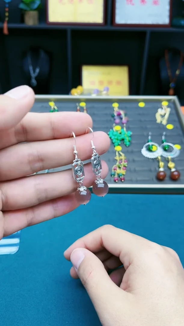 【闪购商品】玛瑙/玉髓耳钉银S925镶嵌516000