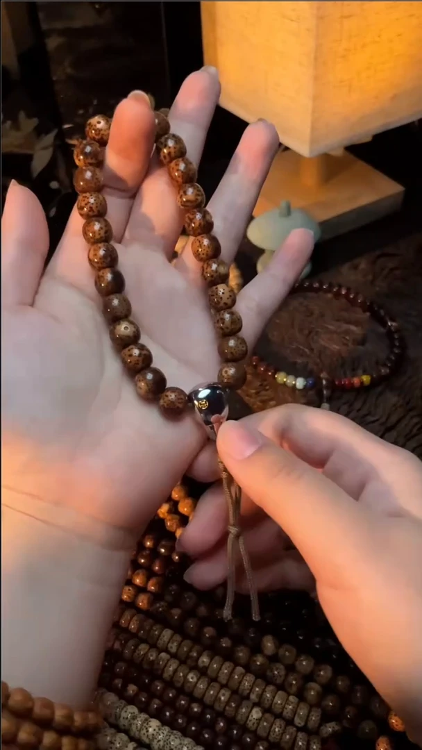 手串星月菩提精工级10*9中珀花皮桶珠搭配银界三通款手持